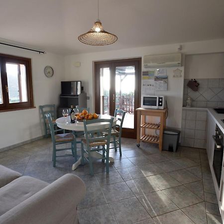 Casa Nel Vigneto Con Vista Mare Apartment Magomadas Ngoại thất bức ảnh